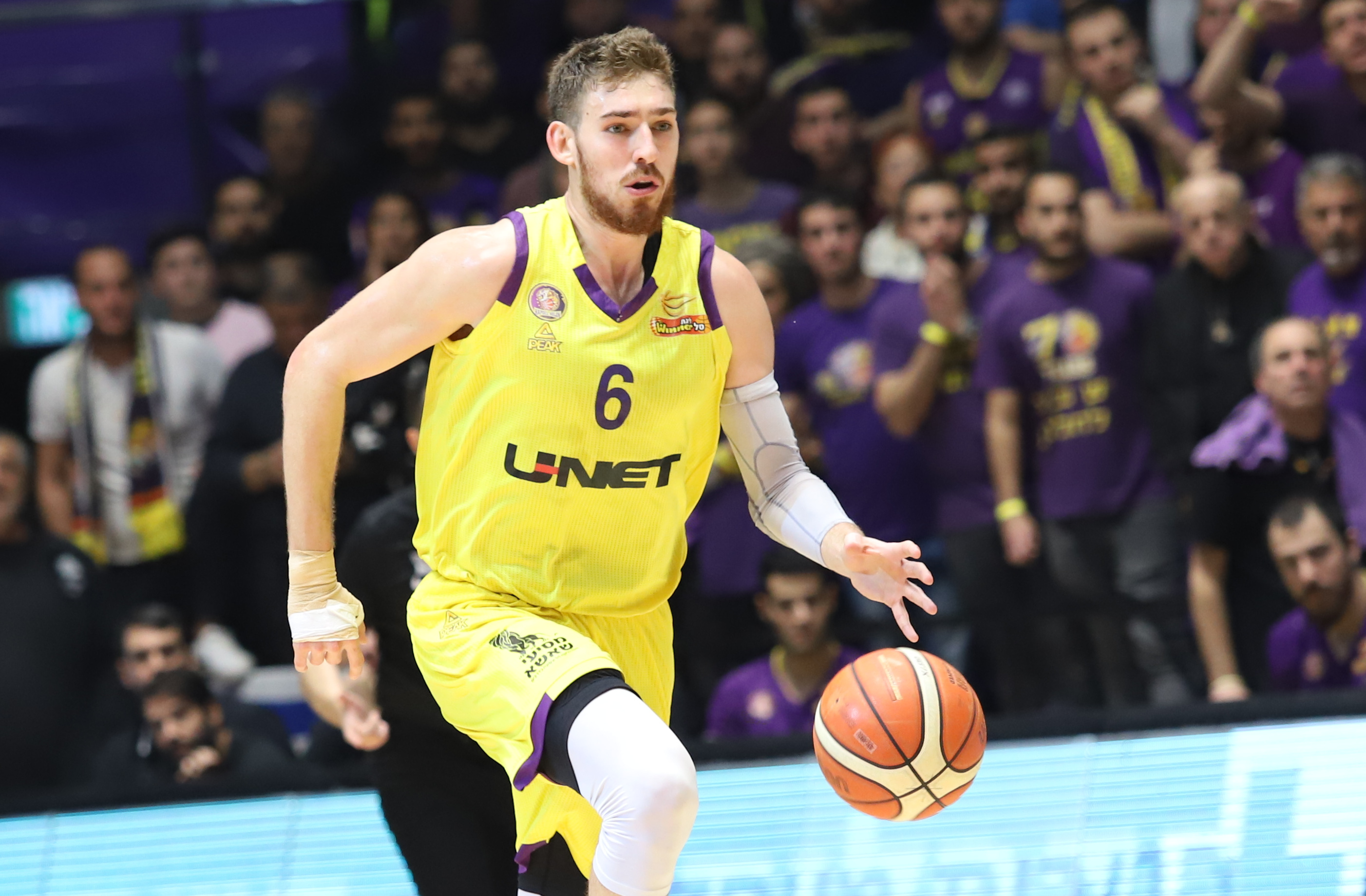 טי.ג'יי קליין