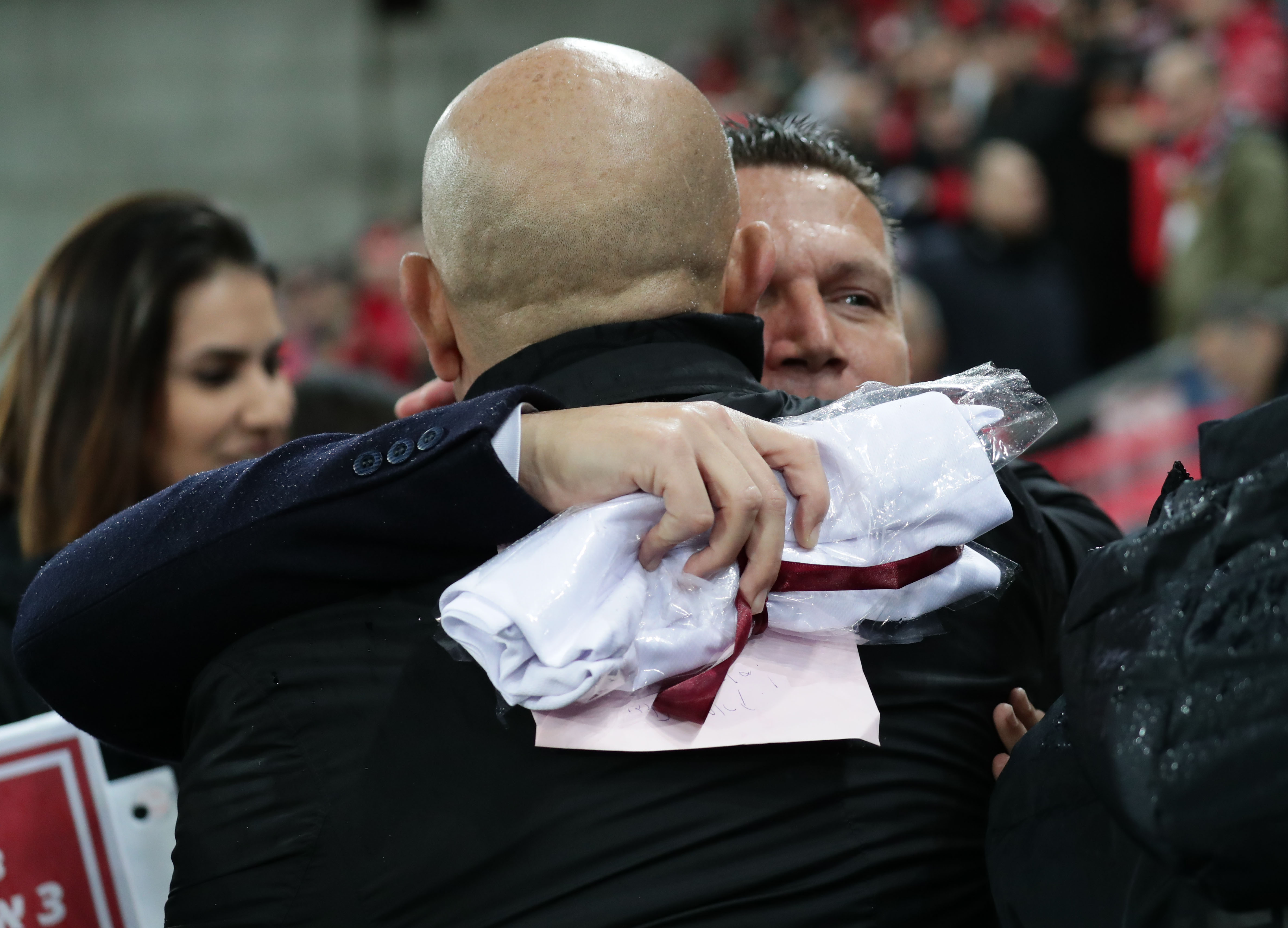 ברק בכר, יוסי אבוקסיס