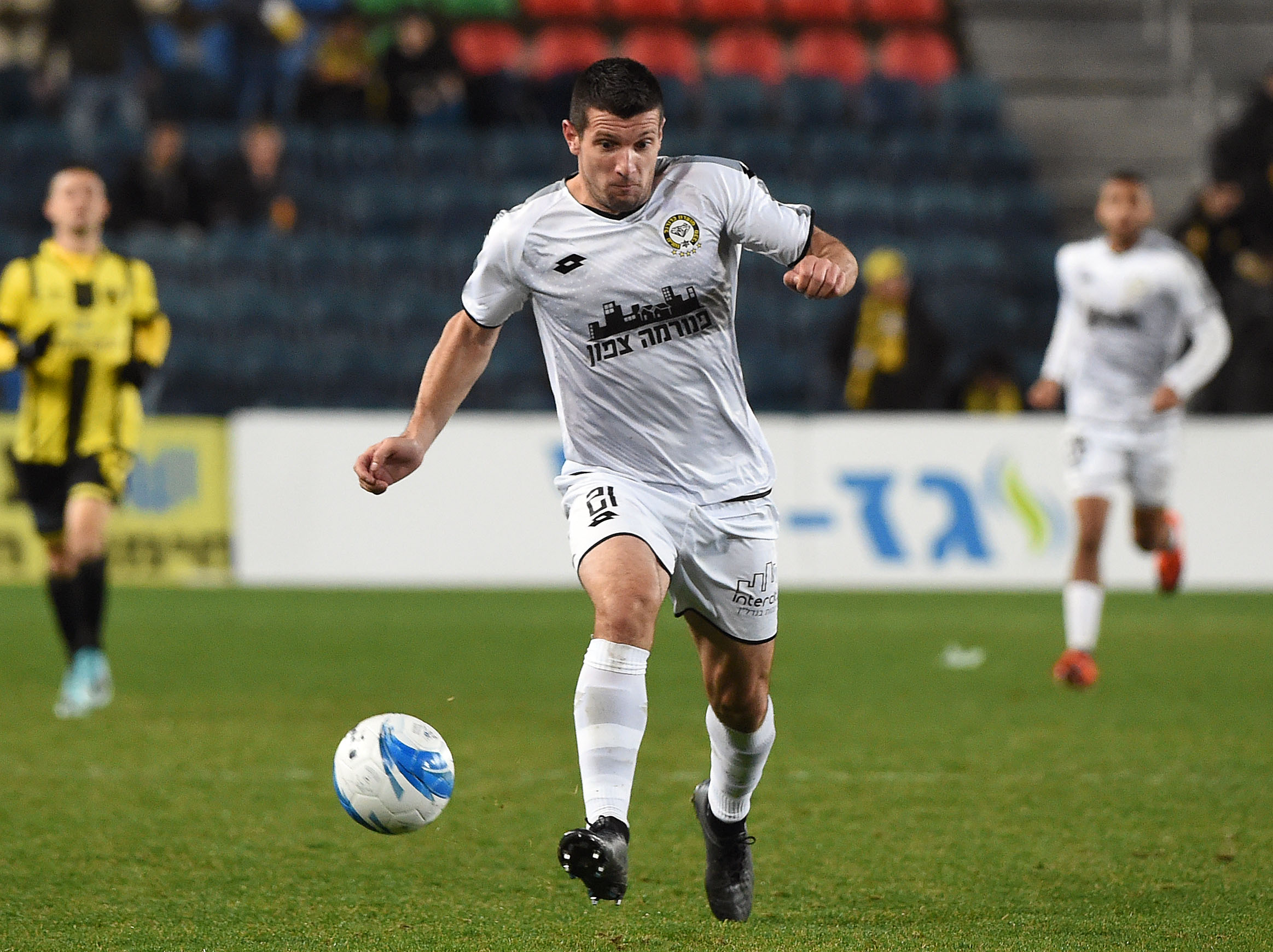 פאטוס בצ'יראי