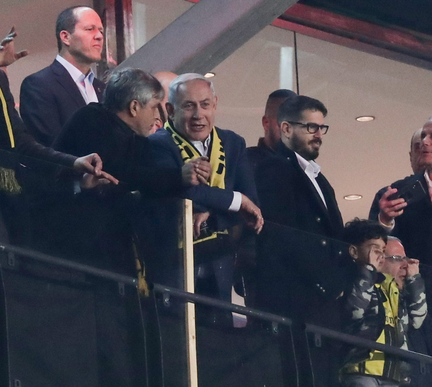 משה חוגג, בנימין נתניהו, אלי אוחנה