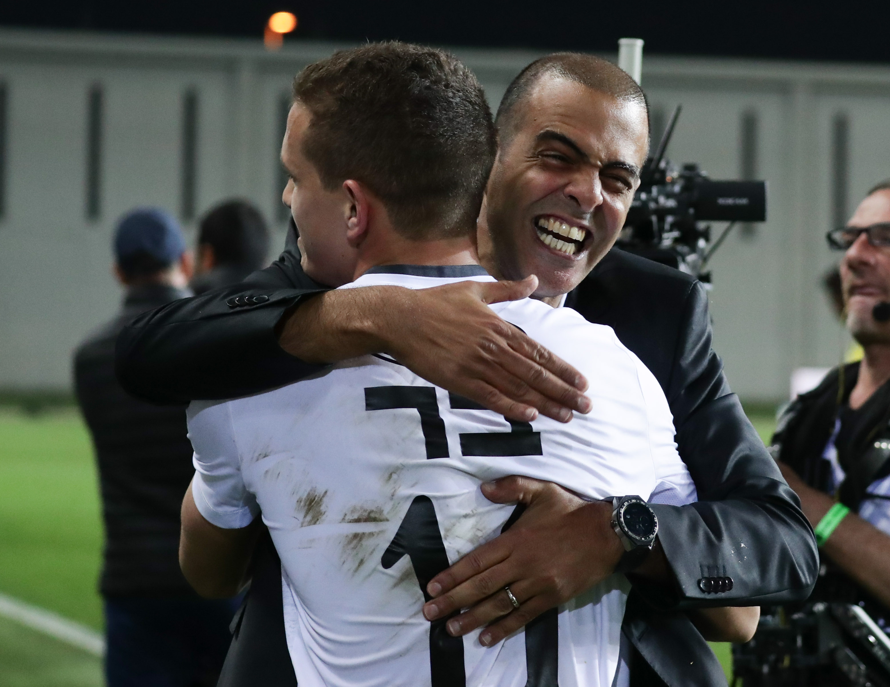 גיא לוזון, ארד בר