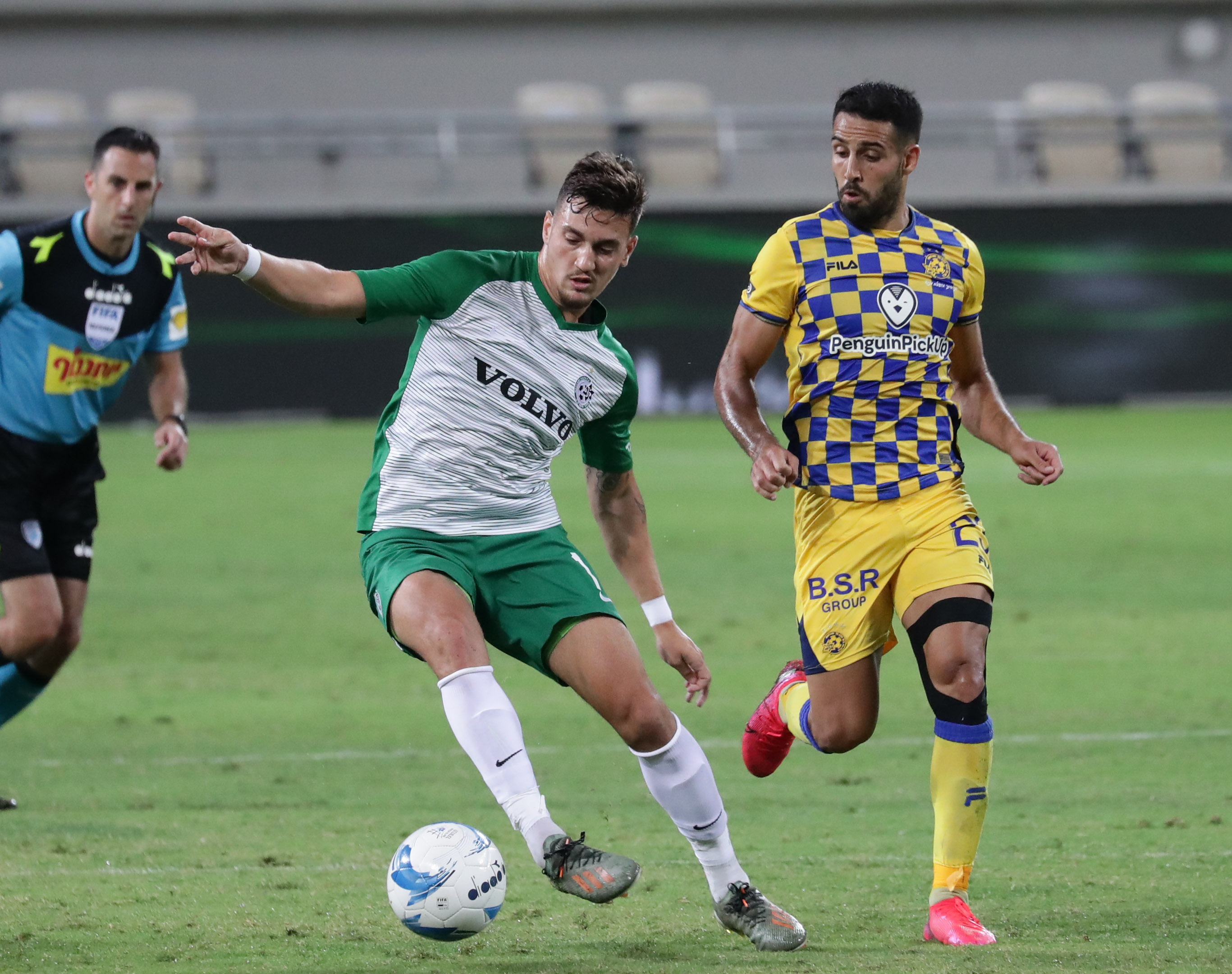 ירדן שועה, אייל גולסה