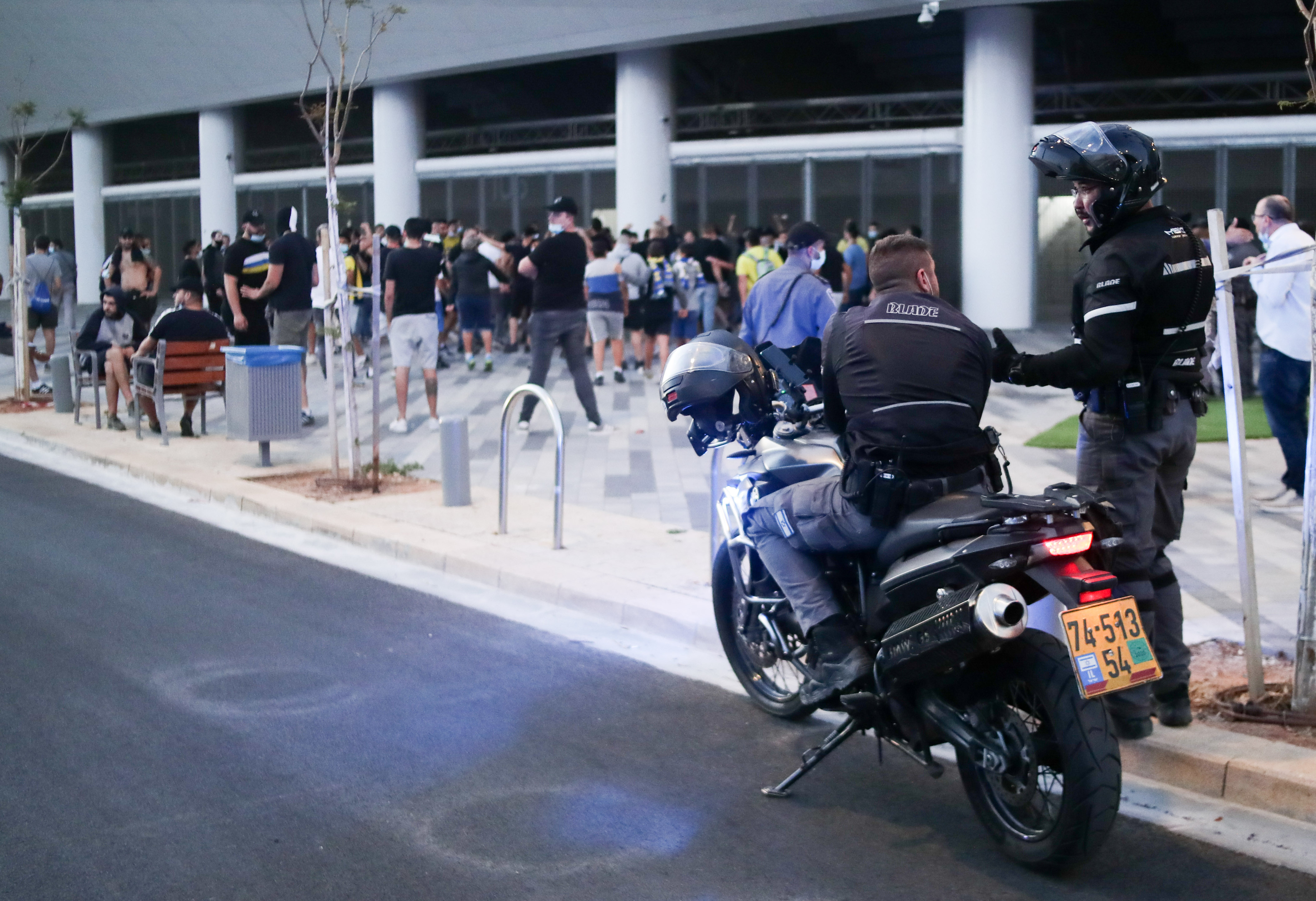 אוהדי מכבי תל אביב, משטרה