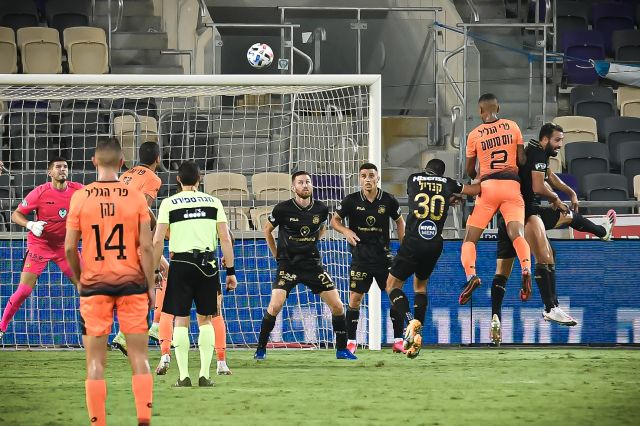 אליסון דוס סנטוס