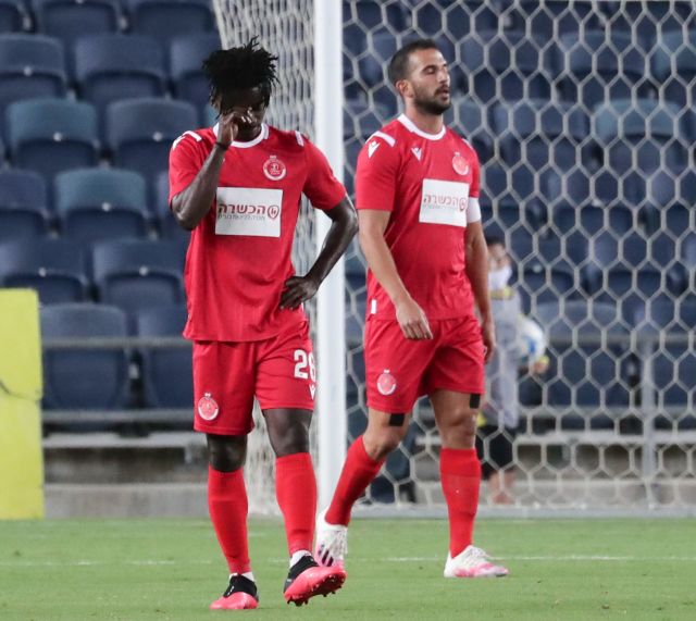 This image has an empty alt attribute; its file name is 1001648