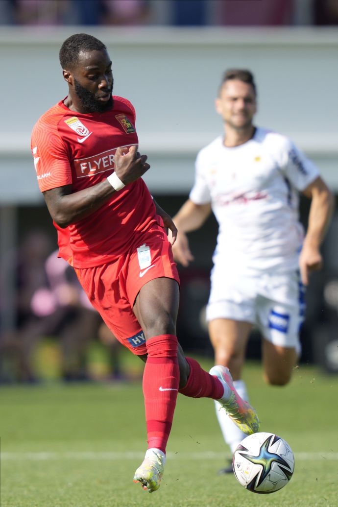 ג'וזף גנדה שחקן אדמירה