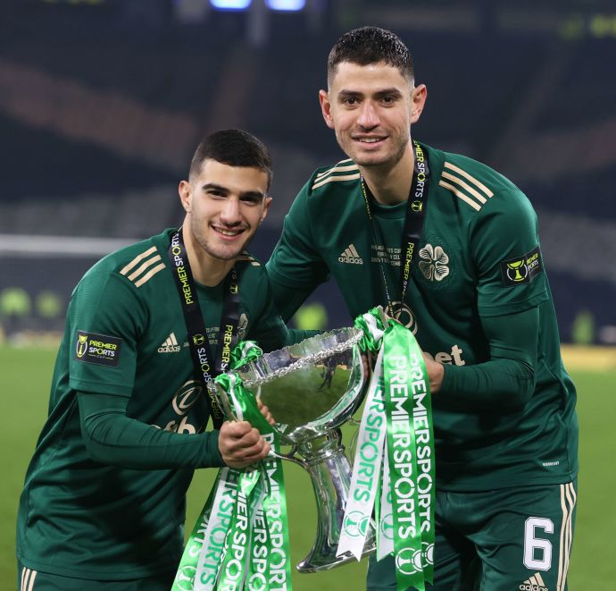 שחקני סלטיק, ניר ביטון, ליאל עבדה, עם גביע הליגה הסקוטי