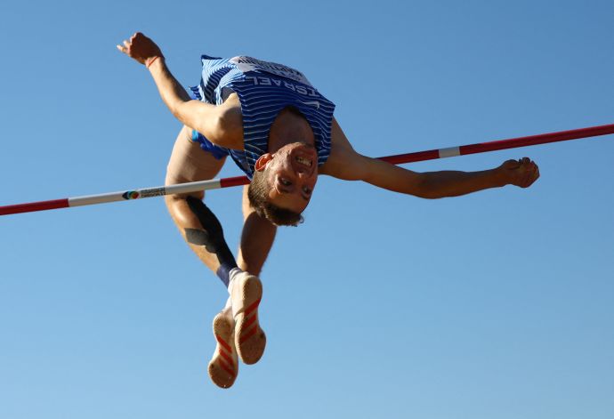 הקופץ לגובה הישראלי יונתן קפיטולניק בגמר אליפות העולם 2022
