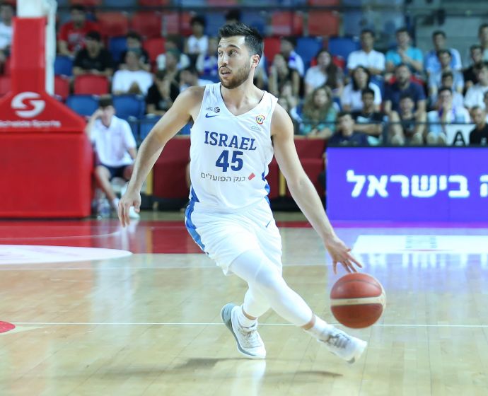שחקן נבחרת ישראל תמיר בלאט