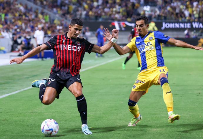 שחקן ניס יוסף עטאל, מול מתן חוזז, שחקן מכבי תל אביב