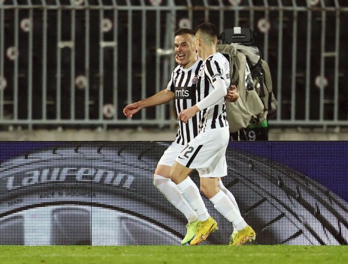 ביברס נאתכו שחקן פרטיזן בלגרד חוגג שער