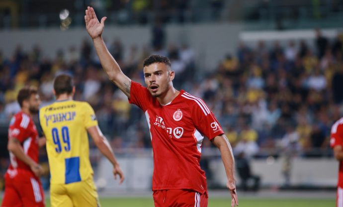 שחקן הפועל תל אביב סתיו למקין