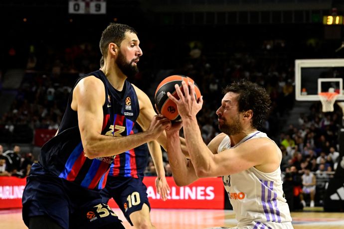 סרחיו יוי ריאל מדריד לצד ניקולה מירוטיץ' ברצלונה