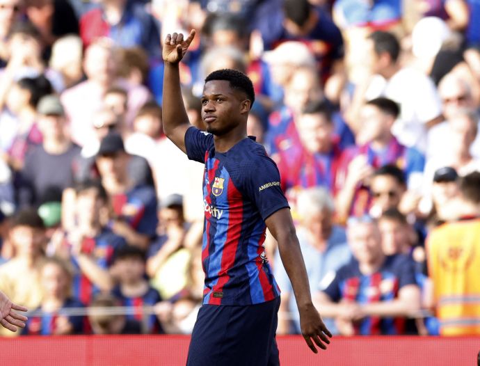 אנסו פאטי, שחקן ברצלונה חוגג