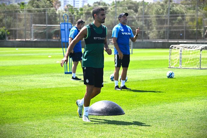 מאור קנדיל באימון מכבי חיפה