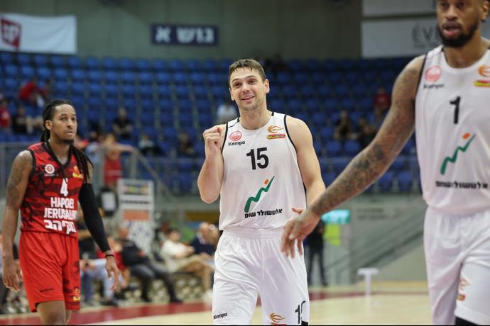 איגור קולשוב, שחקן הפועל באר שבע