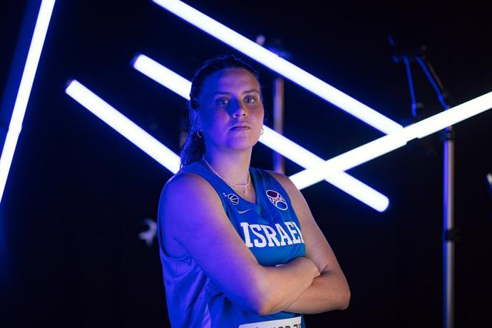 גילי אייזנר