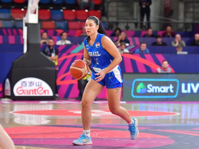 עדן ציפל, שחקנית נבחרת הנשים של ישראל