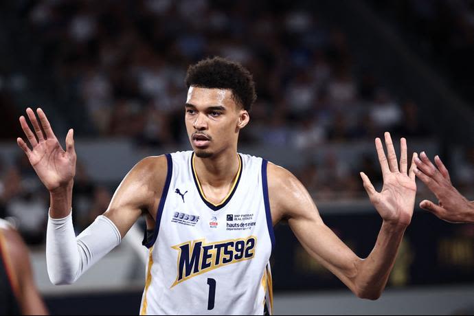 ויקטור וומבניאמה לבלואה מטרופוליטנס