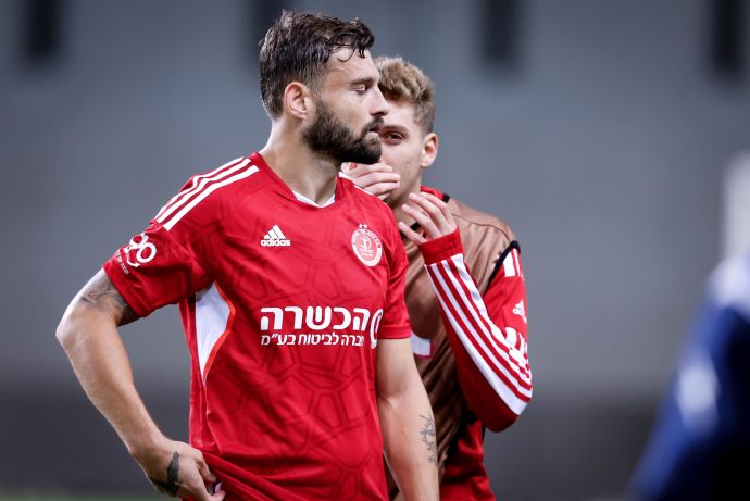 שחקן הפועל תל אביב אדי גוטליב מאוכזב