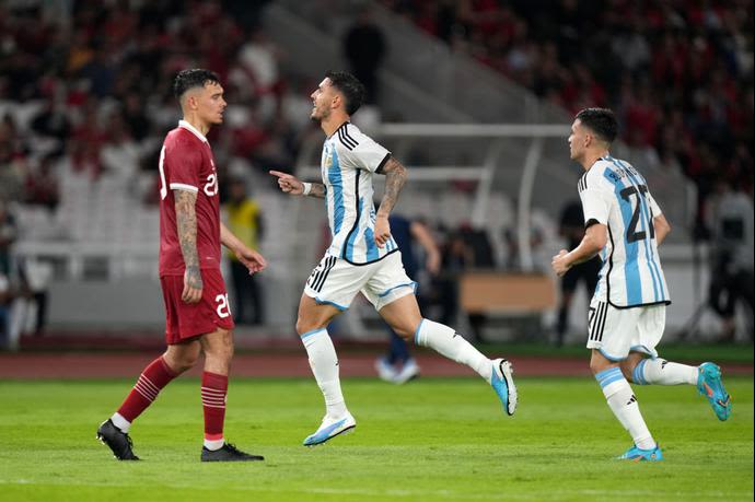 לאנדרו פארדס, שחקן נבחרת ארגנטינה