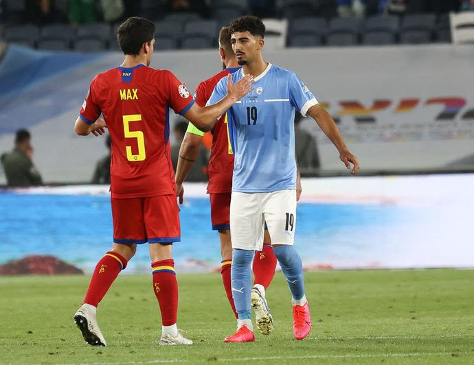 שחקן נבחרת ישראל רוי רביבו