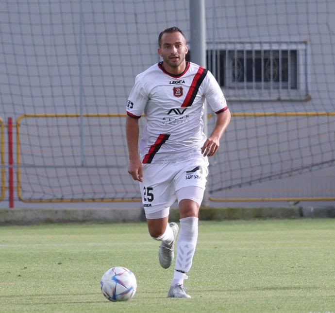 עמית גלזר שחקן הפועל ירושלים