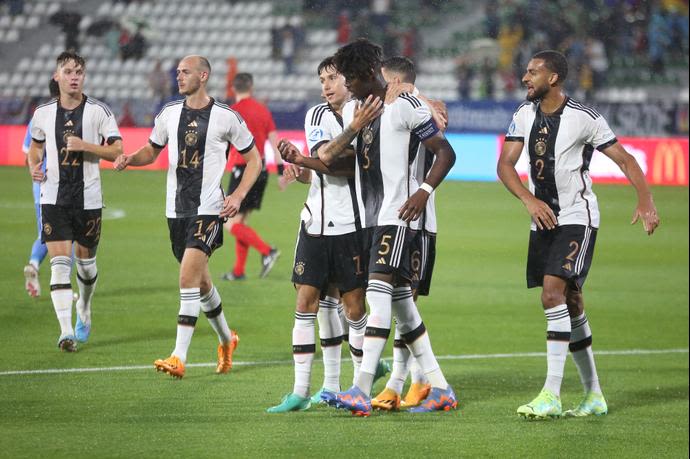 שחקן נבחרת גרמניה הצעירה יאן אורל ביסק