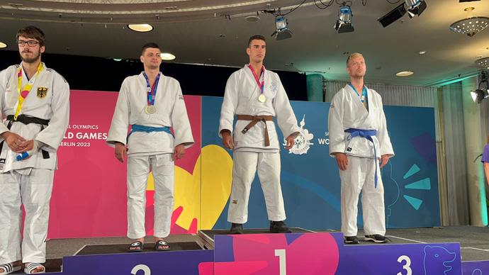 הג'ודוקא הישראלי עידו רבינוביץ', מדליסט זהב בספיישל אולימפיקס