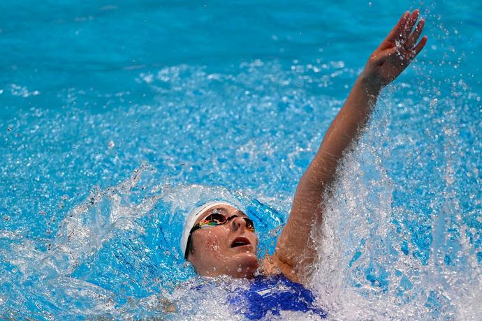 אביב ברזלי שחייה