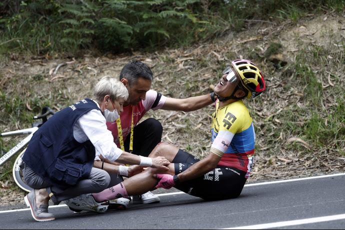 ריצ'רד קרפאס רוכב אופניים אקוודורי נפצע, טור דה פראנס 2023