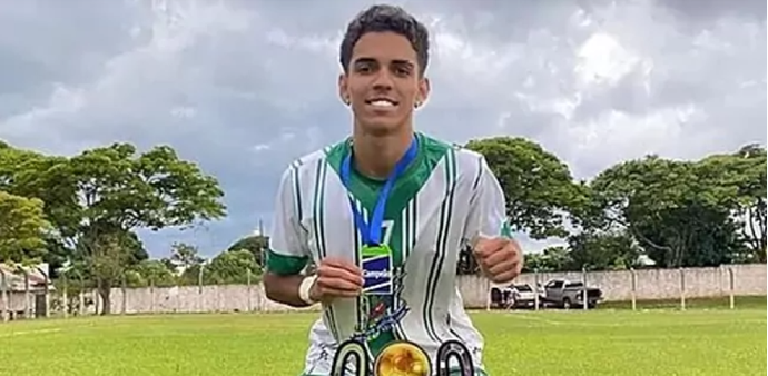 הוגו ויניסיוס סקולני, כדורגלן ברזילאי שנרצח