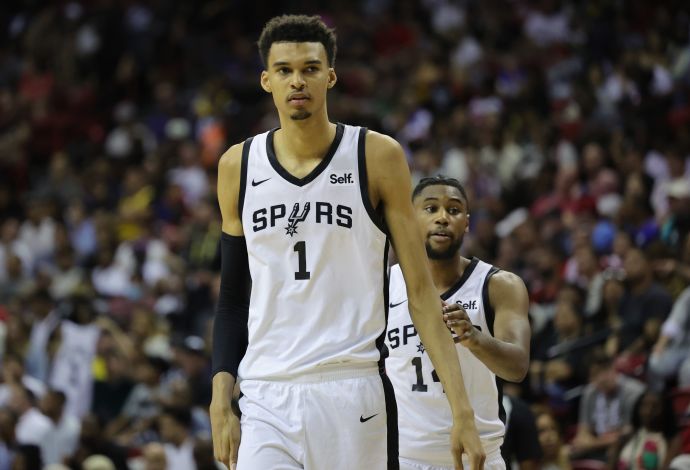 שחקן סן אנטוניו ספרס ויקטור וומבניאמה בליגת הקיץ