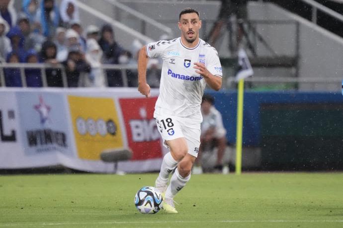 נטע לביא שחקן גמבה אוסקה