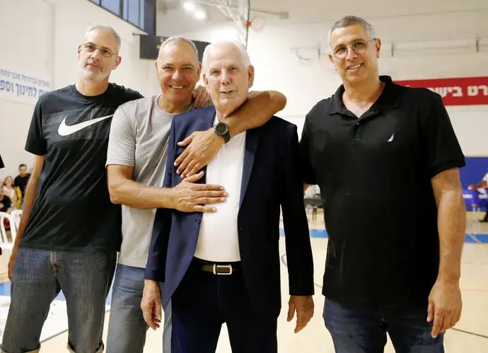 מוטי דניאל, מומו לוצקי, שמעון אמסלם, תומר שטיינהאור