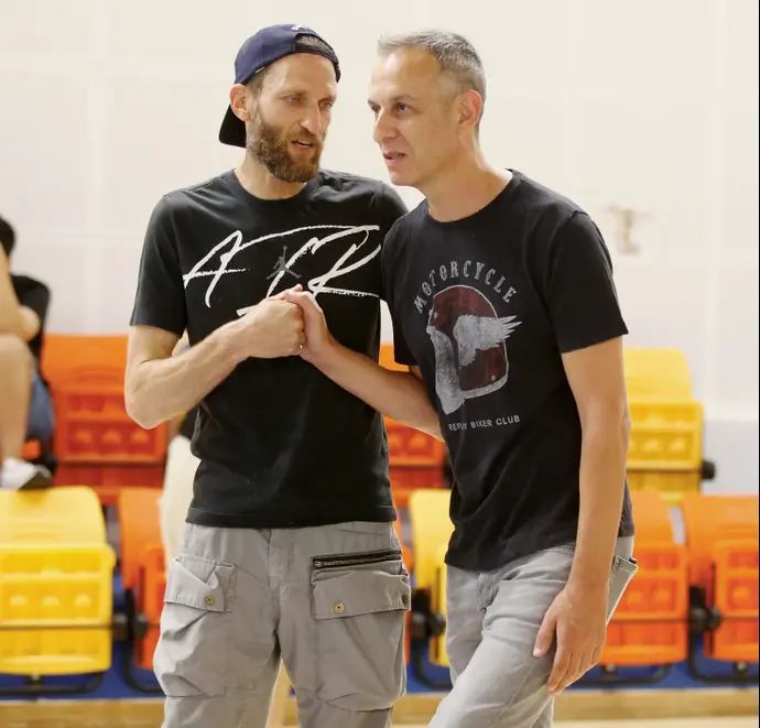 עודד קטש עם דורון שפר, משחק הוקרה של מומו לוצקי