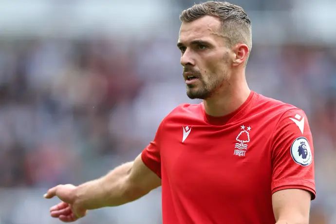 הארי טופולו נוטינגהאם פורסט