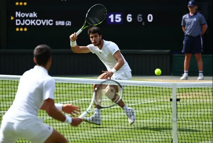 קרלוס אלקראס טניסאי ספרדי מול נובאק דג'וקוביץ' טניסאי סרבי, גמר ווימבלדון 2023
