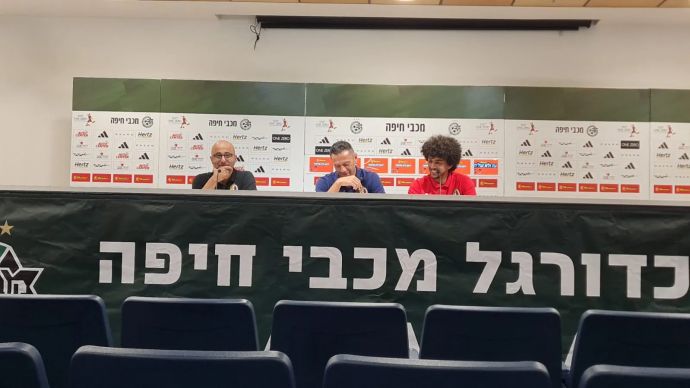 אמרסון, לוצ'יאנו זאורי במסיבת העיתונאים של חמרון ספרטנס