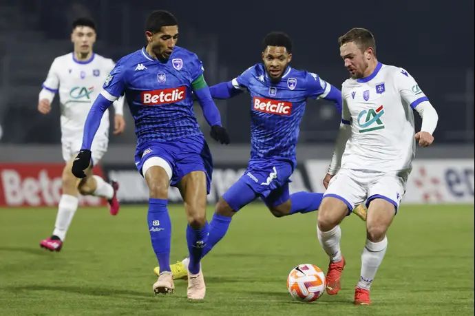 בריאן פאסי ניור