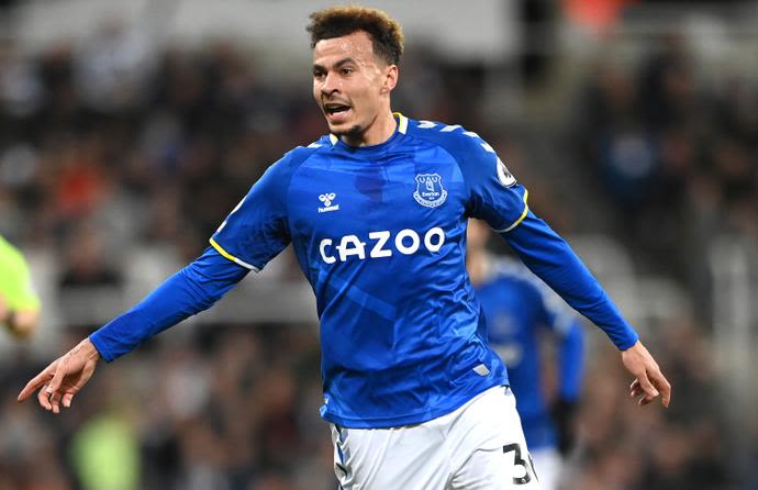 דלה עלי, שחקן אברטון