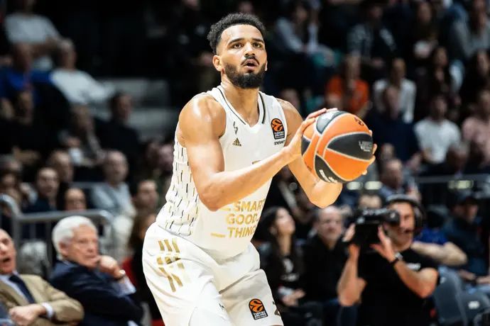 אמין נואה במדי וילרבאן