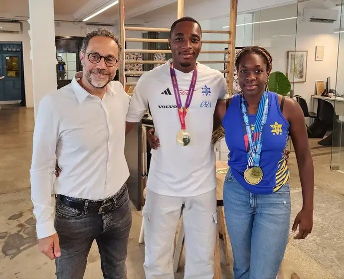 מרסי יה אפריפה, בלסינג אפריפה, עו"ד תומר ורשה