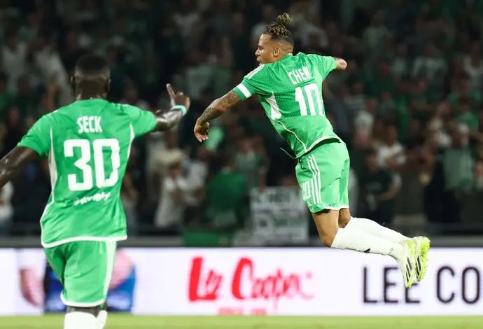 צ'ארון שרי שחקן מכבי חיפה חוגג שער