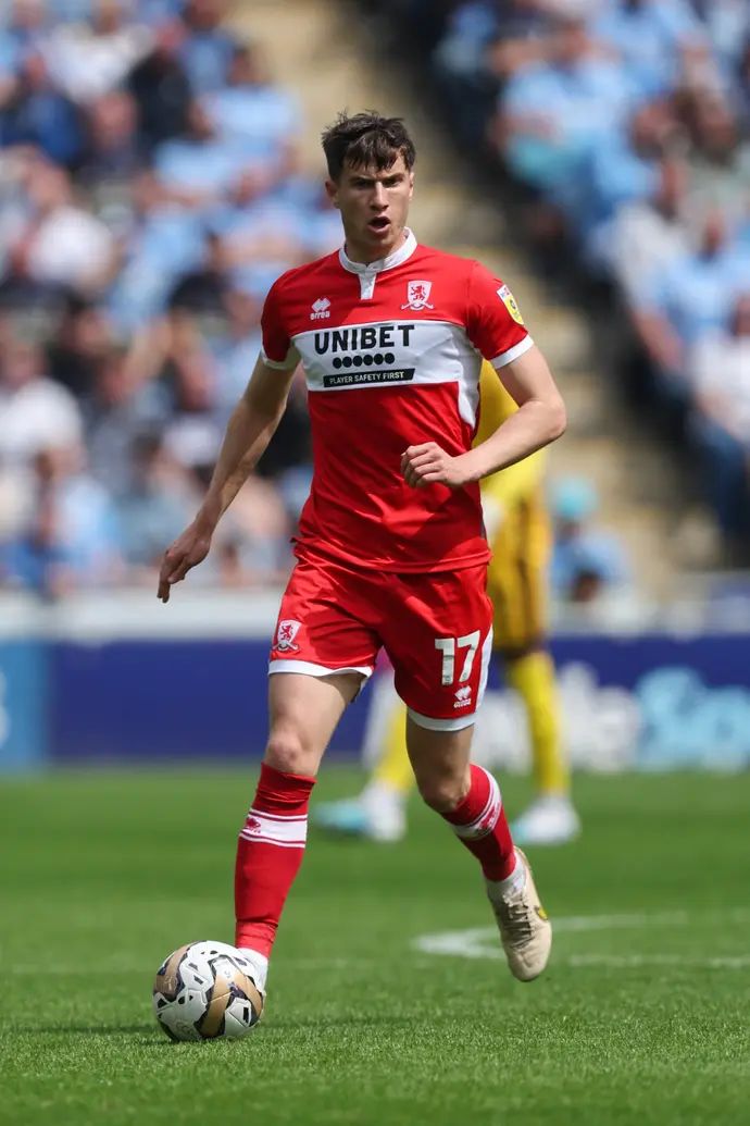 שחקן מידלסברו פאדי מקנייר