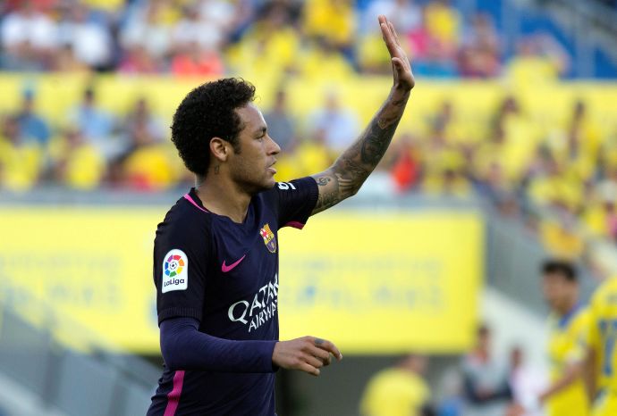 שחקן ברצלונה ניימאר חוגג