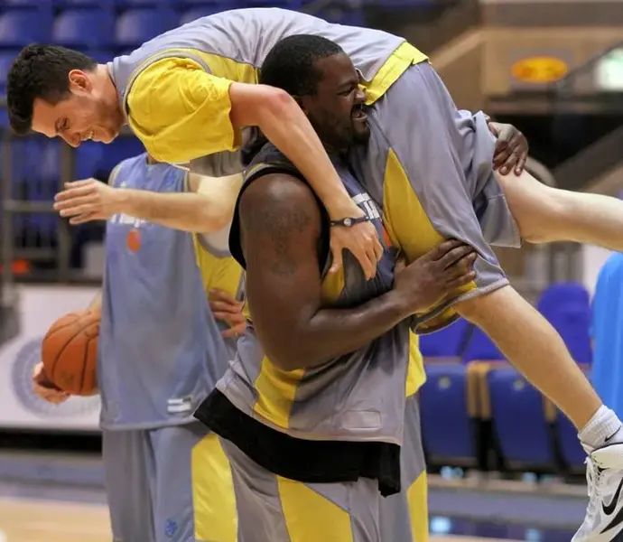 סופוקליס שחורצאניטיס עם גיא פניני בימיהם המשותפים