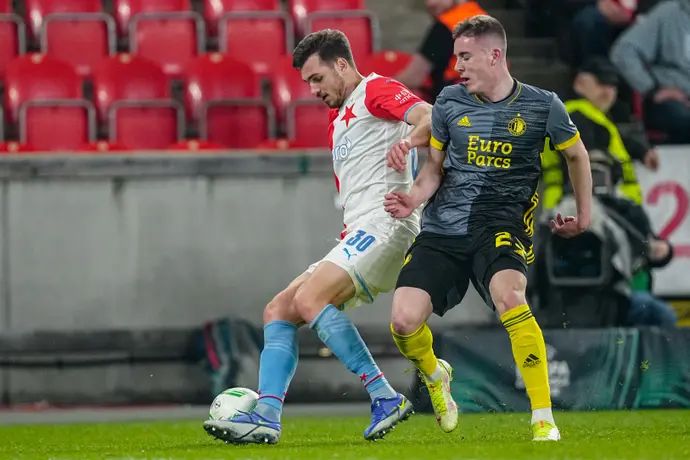 טראס קצ'ראבה, סלביה פראג