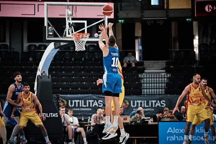 שחקן נבחרת ישראל בר טימור