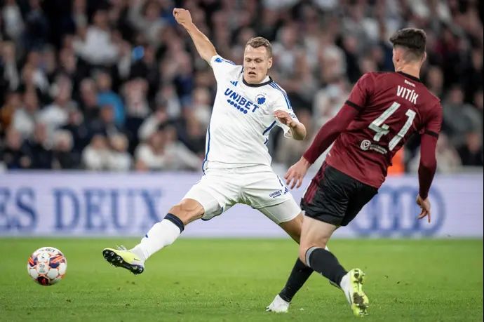 ויקטור קלאסון שחקן פ.צ. קופנהאגן